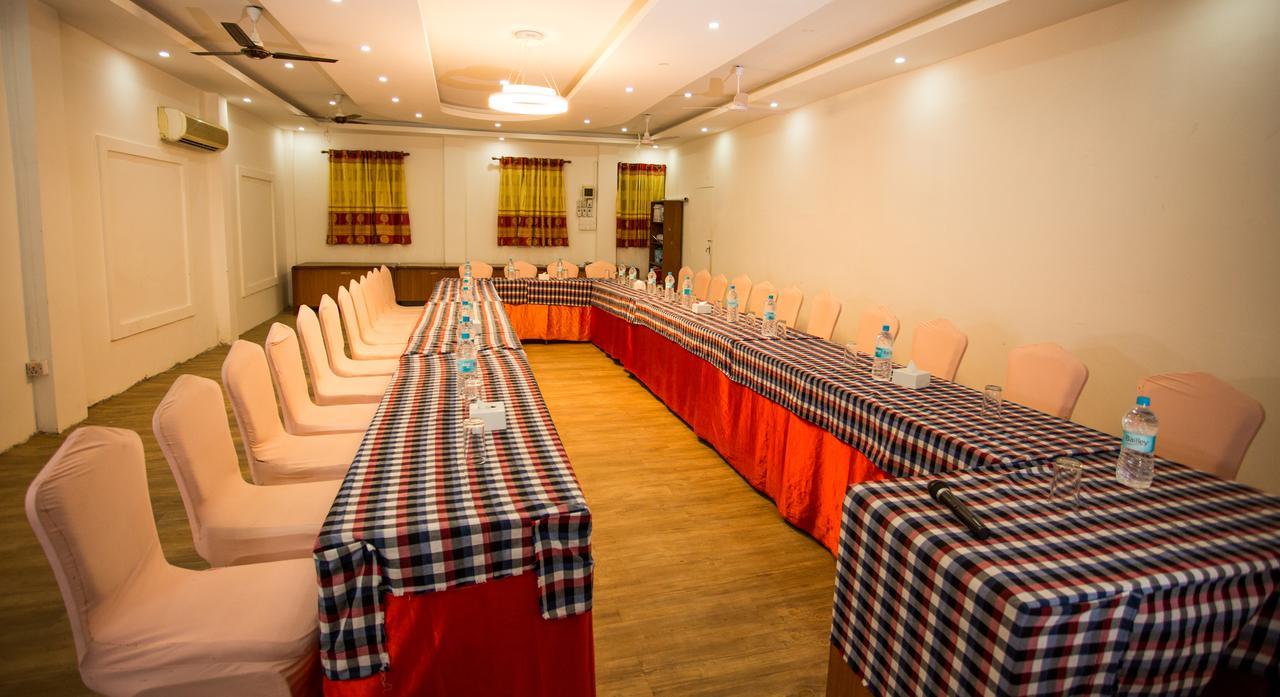 Hotel Crown Plaza Kathmandu Exterior photo